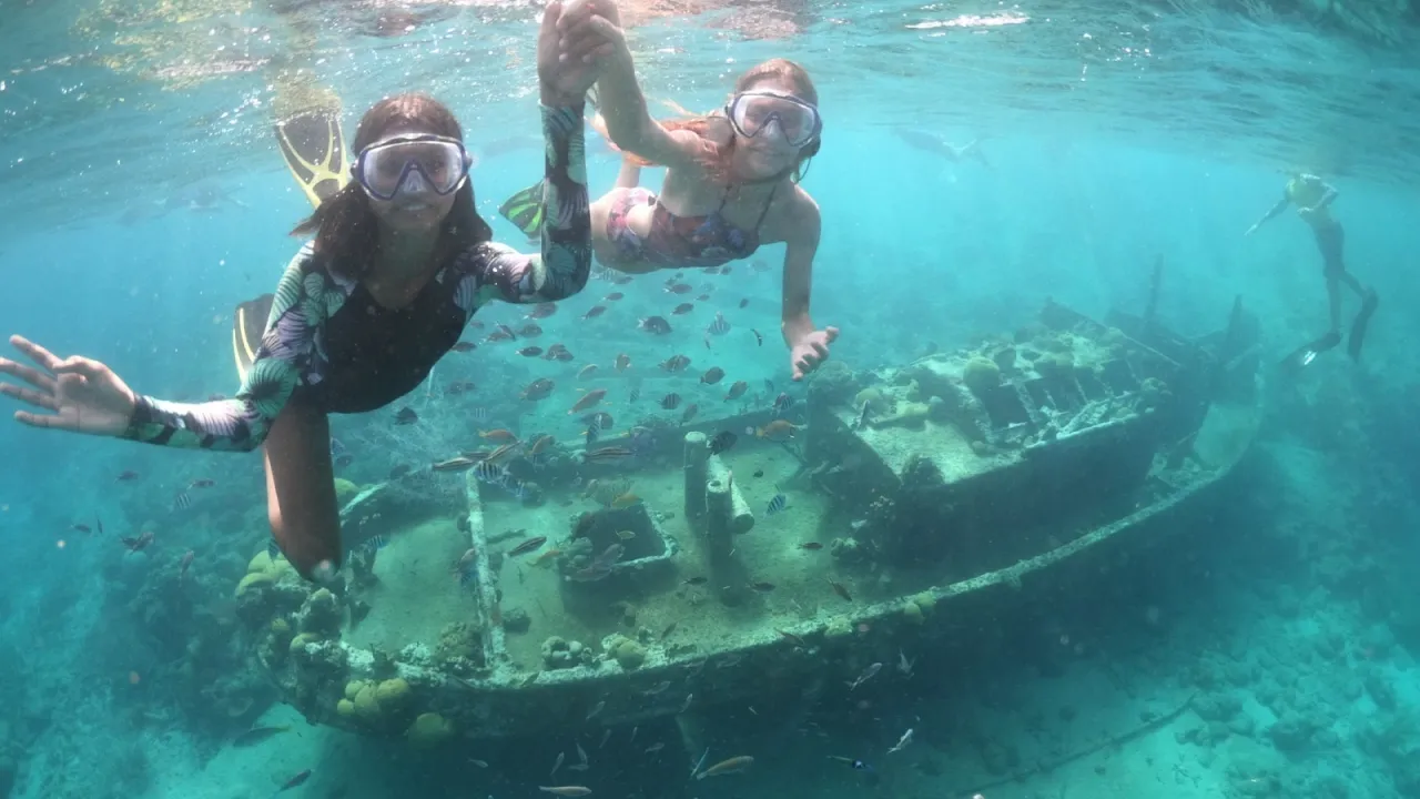Snorkeling at Tugboat Beach